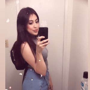 Meet your Posher, Yoselin